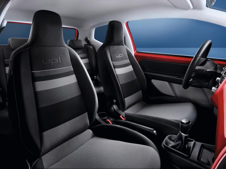  Volkswagen up! Cheer 2013 года  (фото 3 из 4)